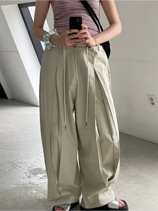 COSTES Wide Leg Pleated Baggy- UNISEX ONE SIZE - Picture 3 of 11